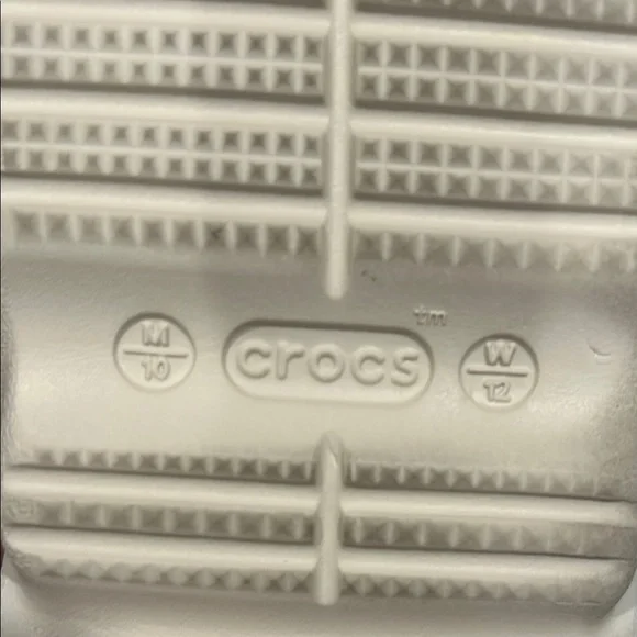 CROCS Tundra Echo Trainer’s Off-White unisex size M10  W12 - Picture 10 of 11